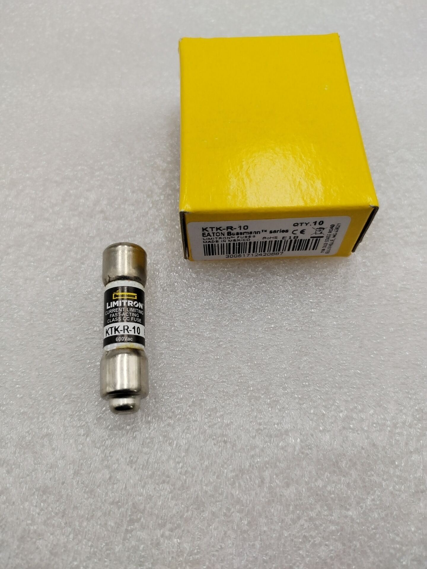 Eaton Bussmann series KTK-R fuse 10A Class CC Non-indicating Ferrule end x ferrule end 200 kAIC Mela